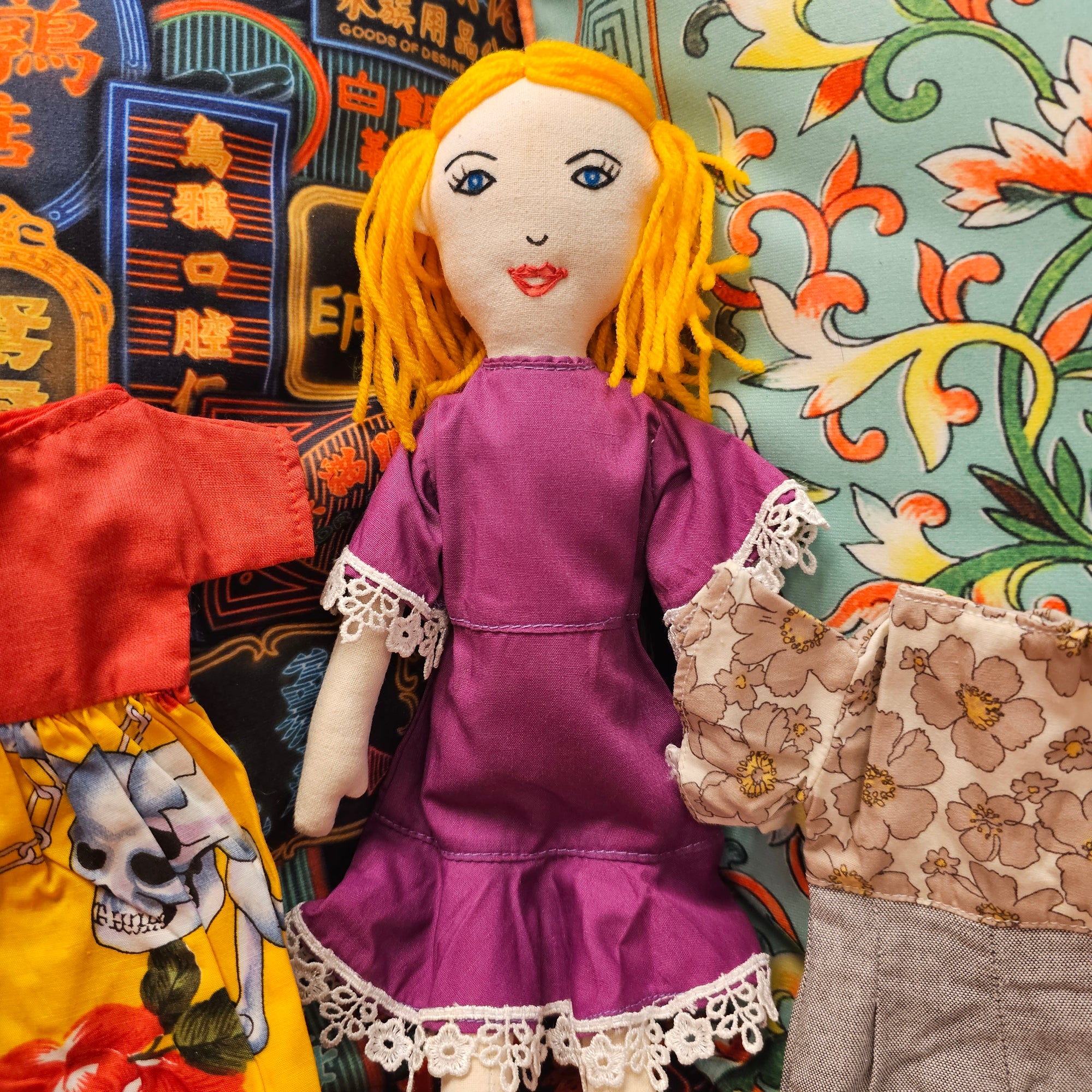 Doll+3 extra outfits 12"  Cutie-2