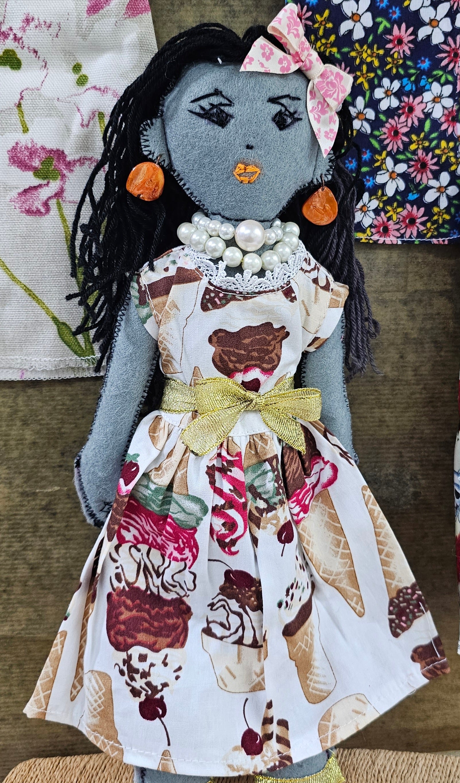 Doll+3 extra outfits 13" cutie -9