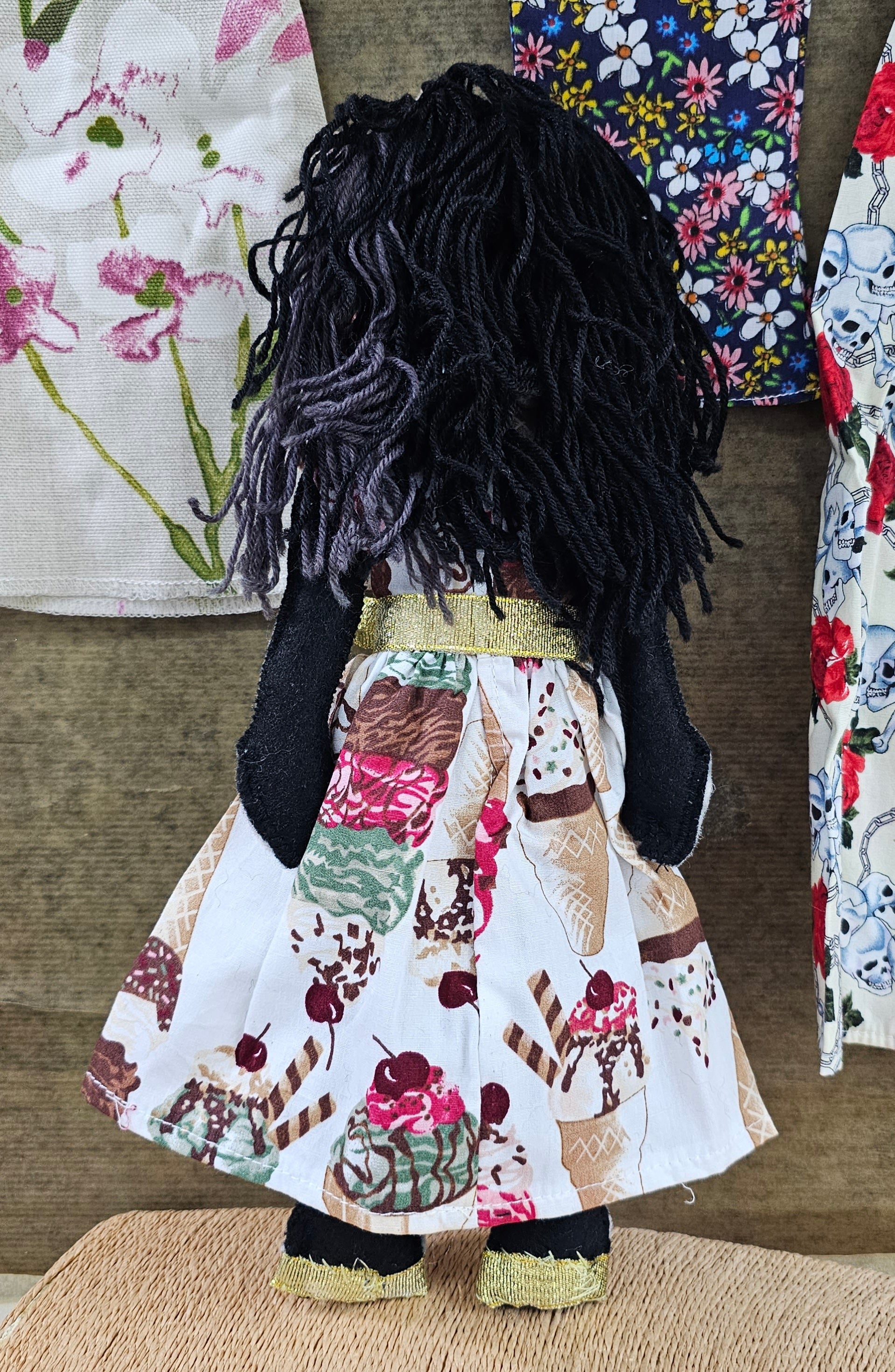 Doll+3 extra outfits 13" cutie -9
