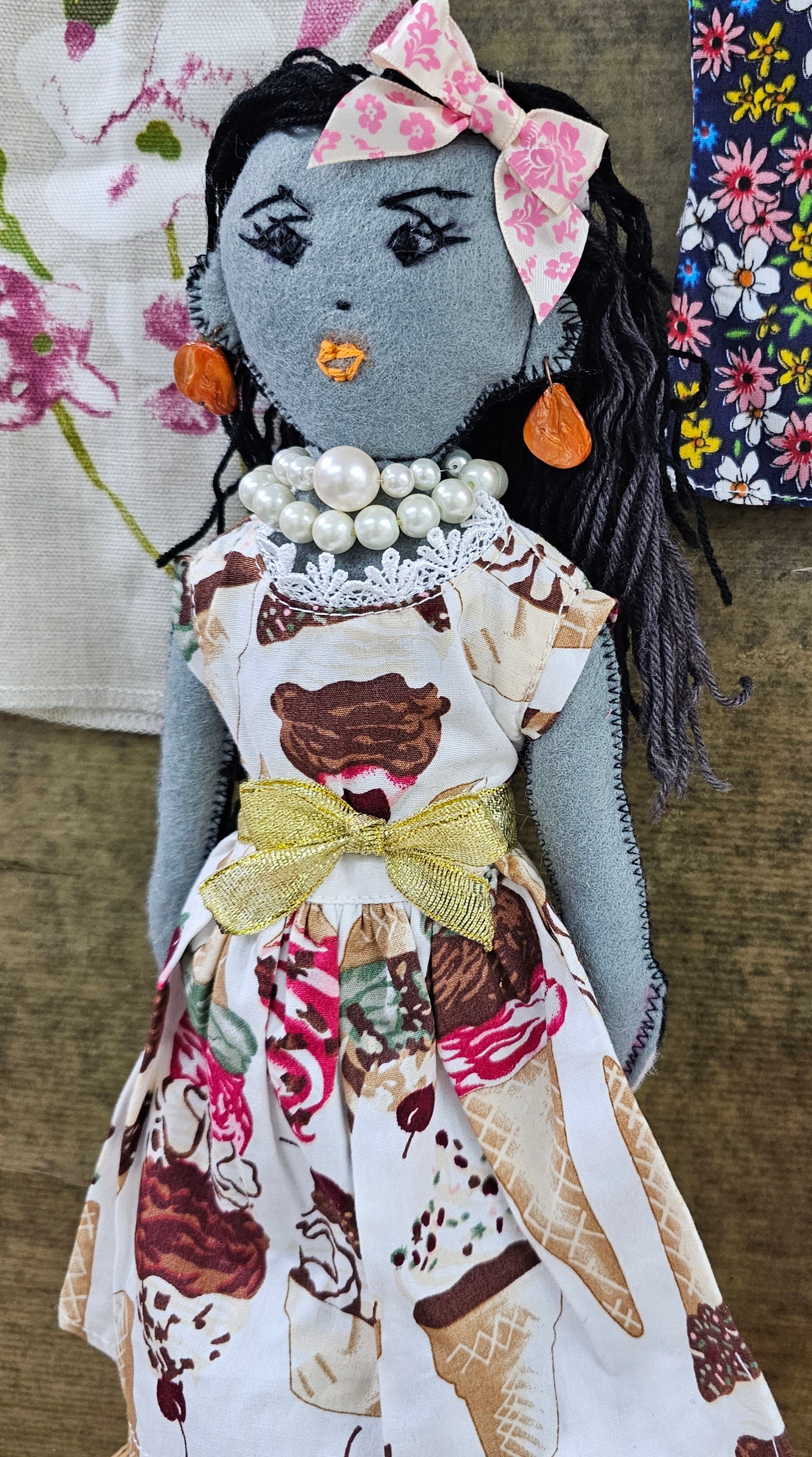 Doll+3 extra outfits 13" cutie -9